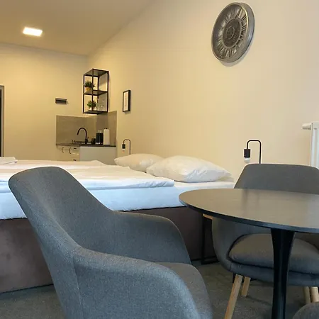 Bed & Breakfast Hrazni *